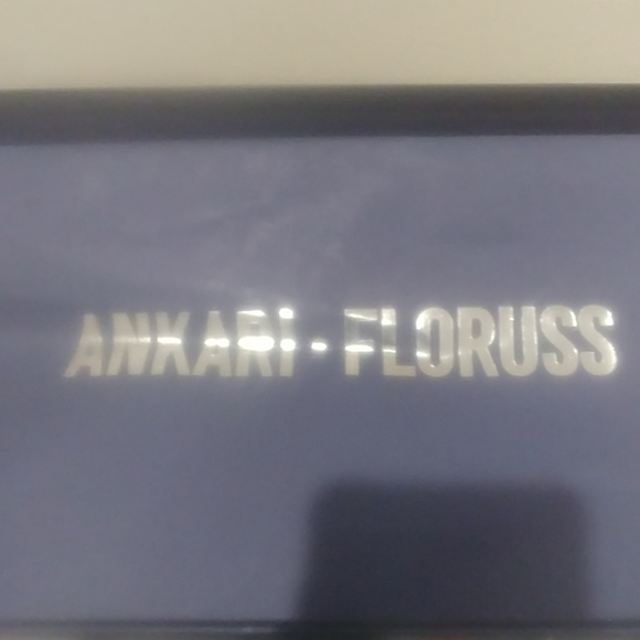 Chelsea Boots by Ankari Floruss - Picture 5 of 7